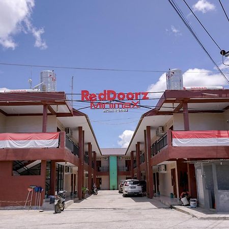 Reddoorz Syariah Near Bukit Teletubbies Padangsidempuan Hotel Exterior photo