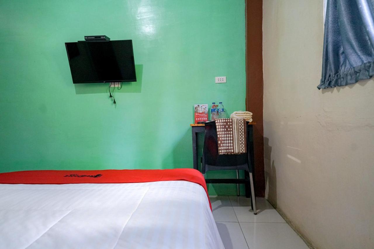 Reddoorz Syariah Near Bukit Teletubbies Padangsidempuan Hotel Exterior photo