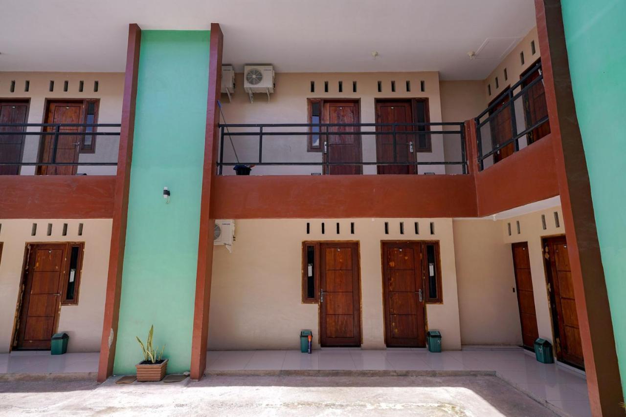 Reddoorz Syariah Near Bukit Teletubbies Padangsidempuan Hotel Exterior photo